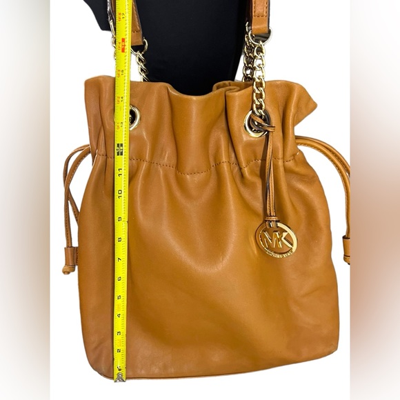 Michael Kors Butter Soft Brown Leather Large Hobo Bag in EUC - Picture 4 of 9